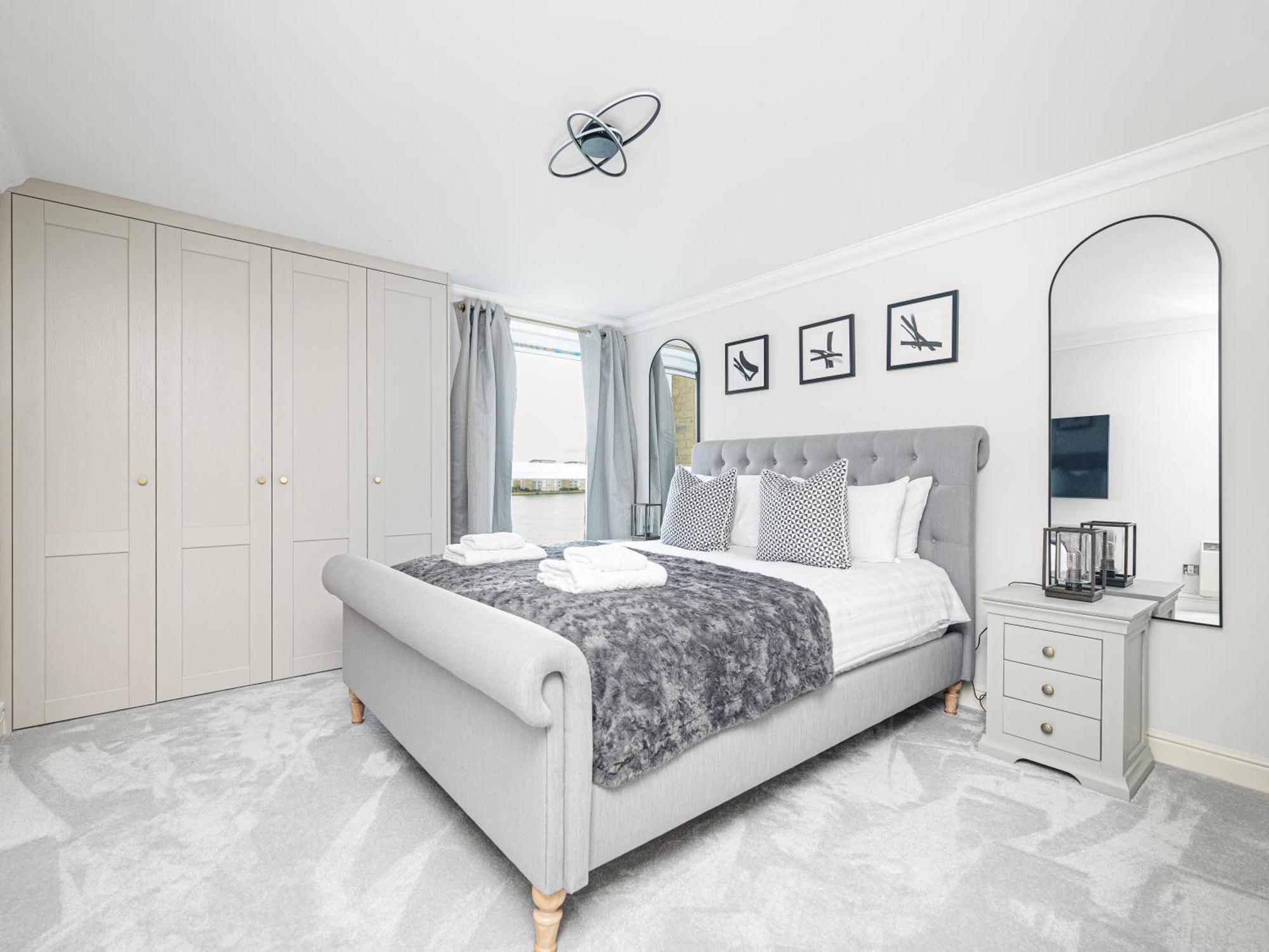 The View Greenwich - Luxury River Thames Apartment London Bagian luar foto