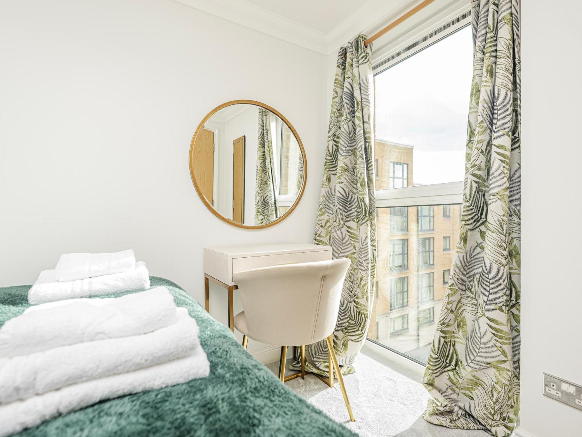 The View Greenwich - Luxury River Thames Apartment London Bagian luar foto