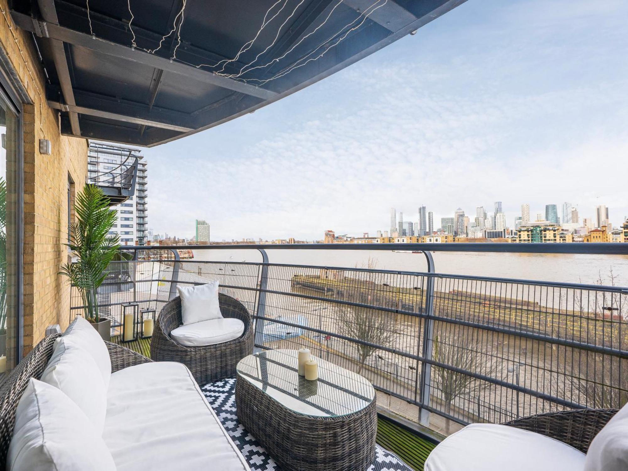 The View Greenwich - Luxury River Thames Apartment London Bagian luar foto